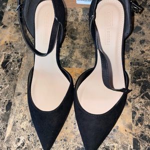 Size 7. ASOS wide fit pointed heels.  Black suede. Never worn. About 2-3 inches